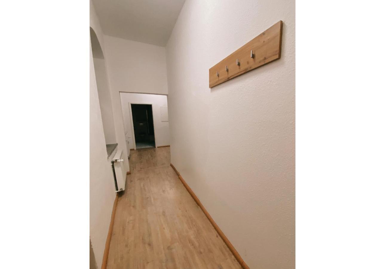 Historische Altbauwohnungen Im Zentrum Von Zwickau - Apolonialiving Экстерьер фото